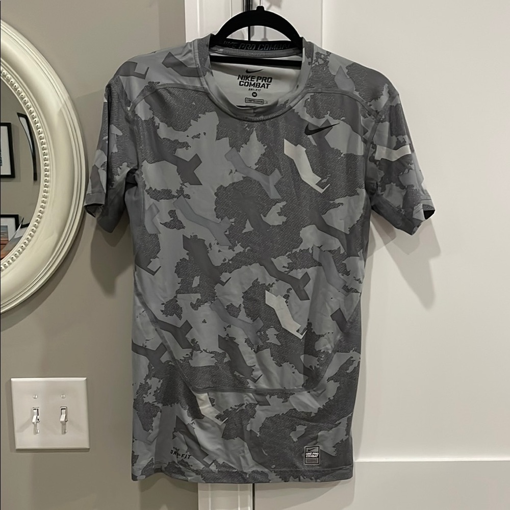 Nike Pro Combat Men's Gray Camo Shirt